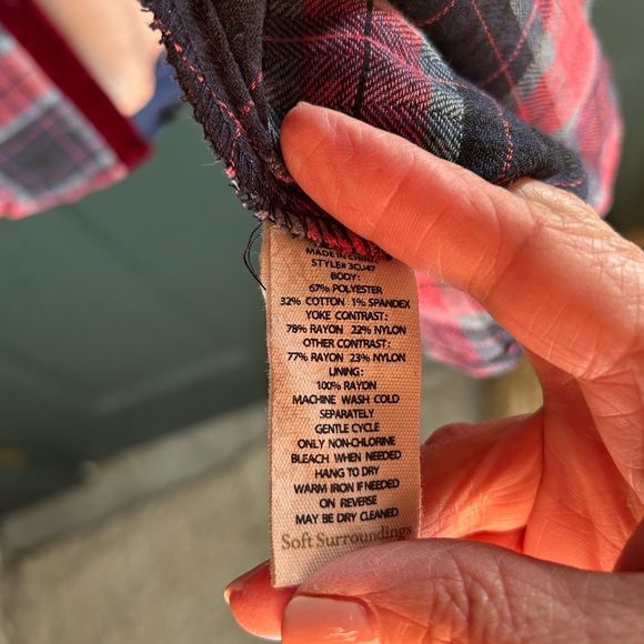 Flannel & Burn out velvet soft surroundings, top L petite longer in back - Picture 5 of 6